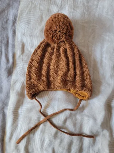 Maximo Kinder Strickmütze Braun mit Bommel Ohrenklappen Wintermütze