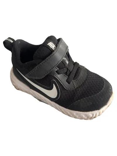 Nike Revolution Kinder Lauflernschuhe Sneaker Schwarz Gr. 23,5 Klettverschluss